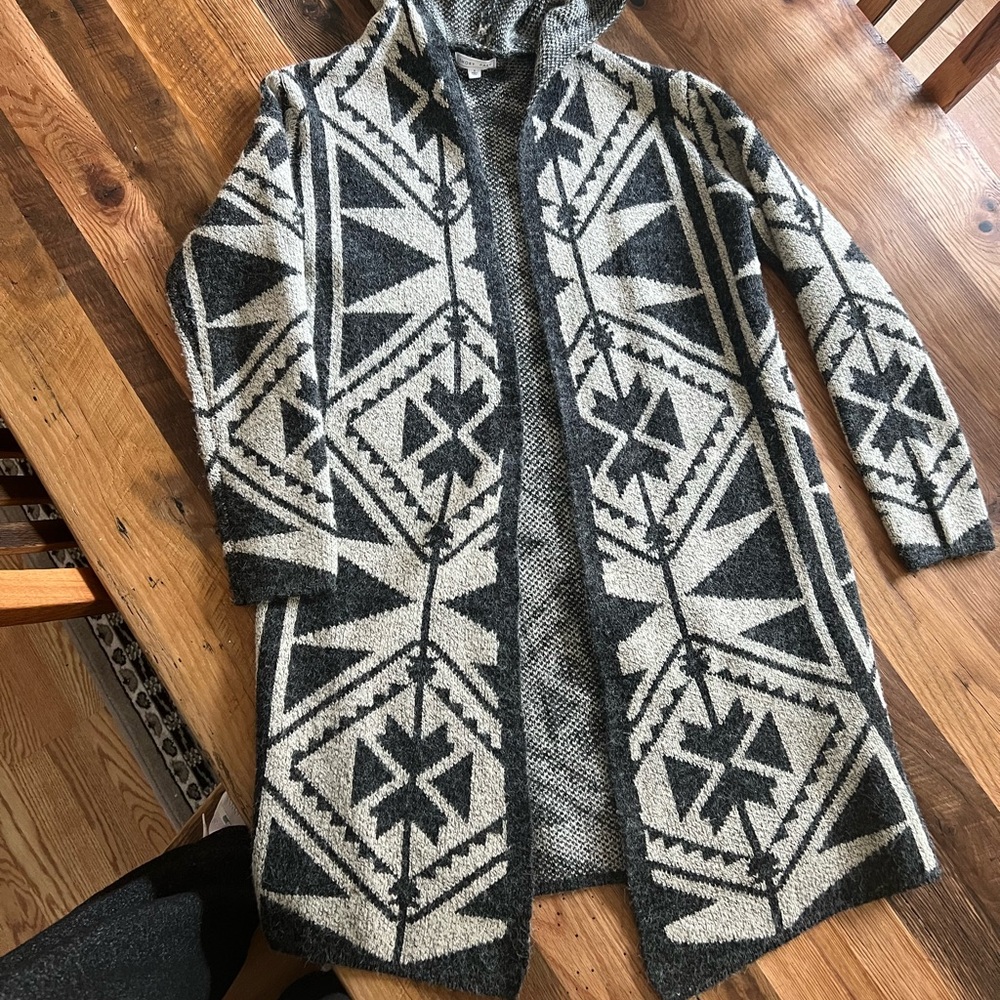 Emory Park size small aztec print long cardigan with hood